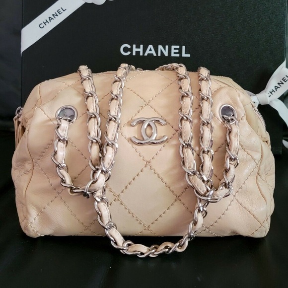 Chanel Authentic Beige Lambskin Bag - Picture 12 of 12